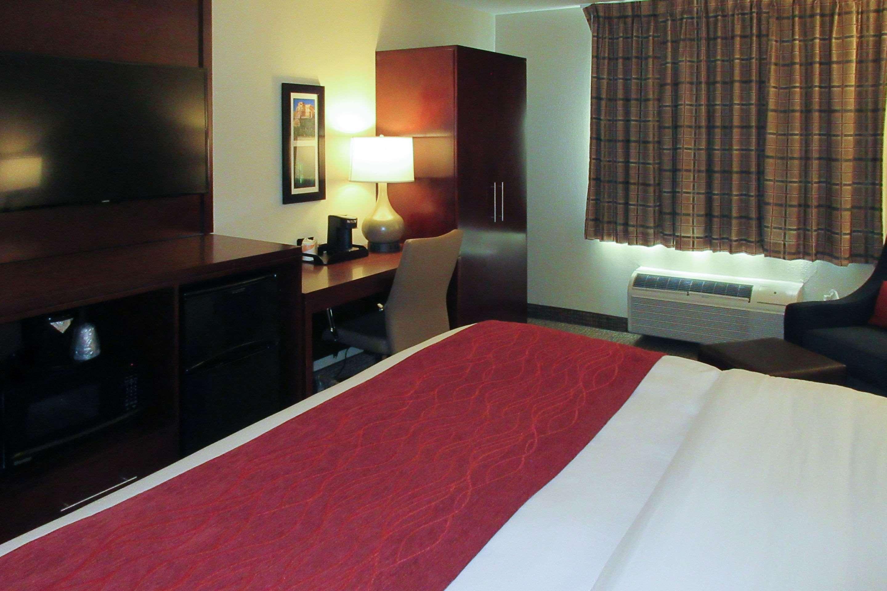 Comfort Inn Bonner Springs Kansas City Екстер'єр фото