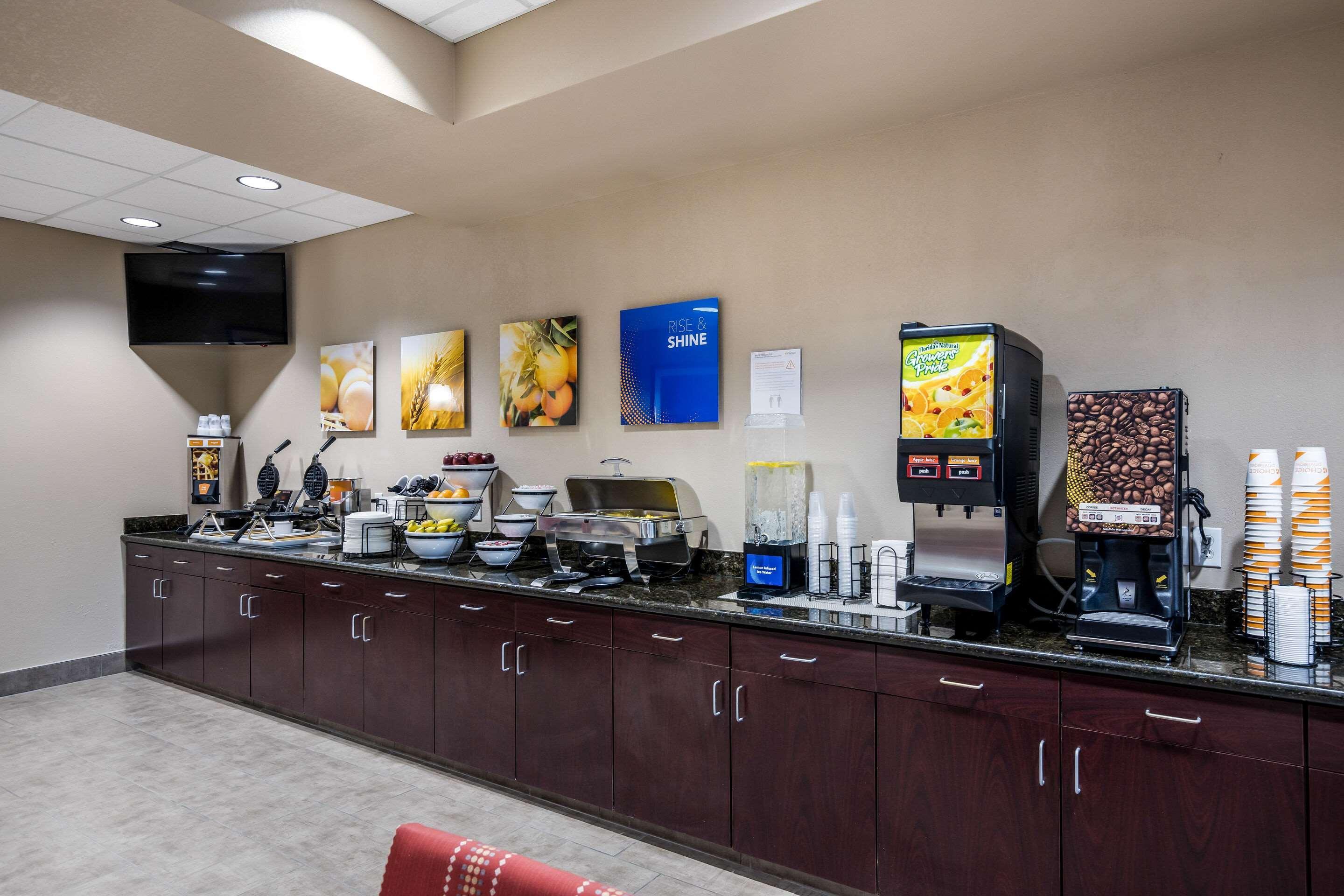 Comfort Inn Bonner Springs Kansas City Екстер'єр фото