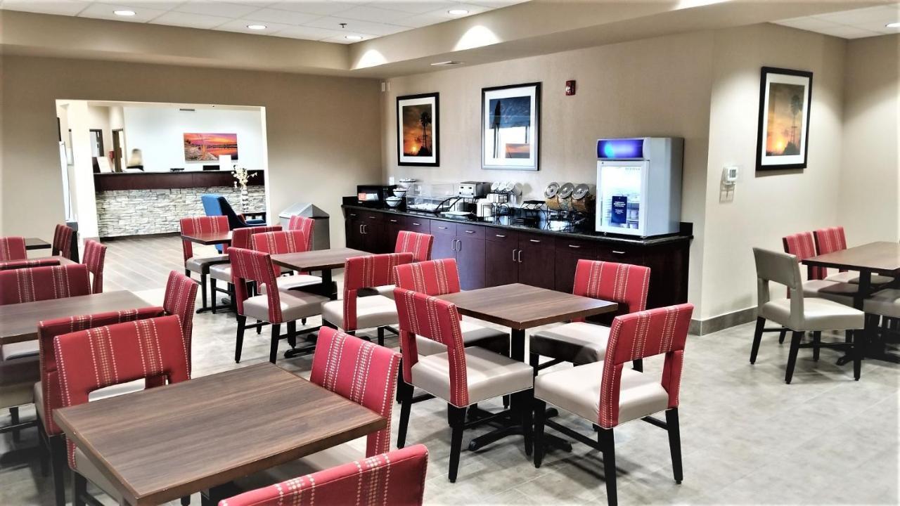 Comfort Inn Bonner Springs Kansas City Екстер'єр фото